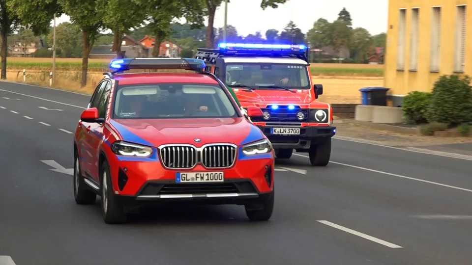 Waldbrand in Hürtgenwald · Feuerwehrbereitschaft trifft ein